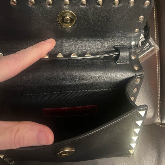 Valentino Garavani Rockstud leather Black Studded Crossbody Bag - Picture 3 of 8